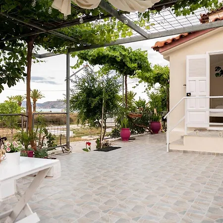 Sea View Country house Nea Kios